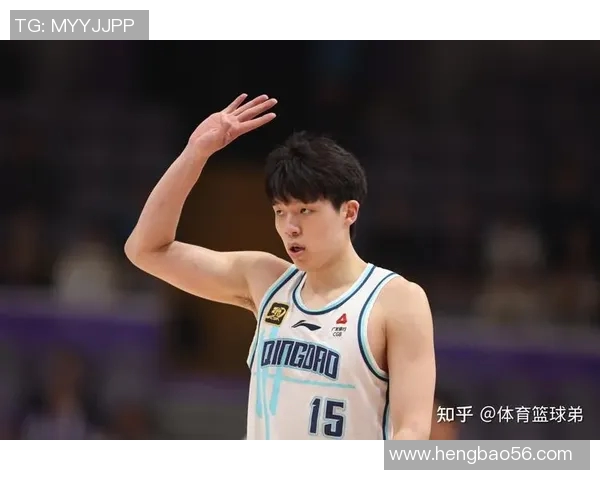 杨瀚森精准击地传球卡尔顿精彩单手劈扣展现惊人弹跳