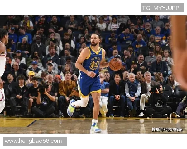 三分雨下！勇士首节三分球14投7中，总得分占比三分之二