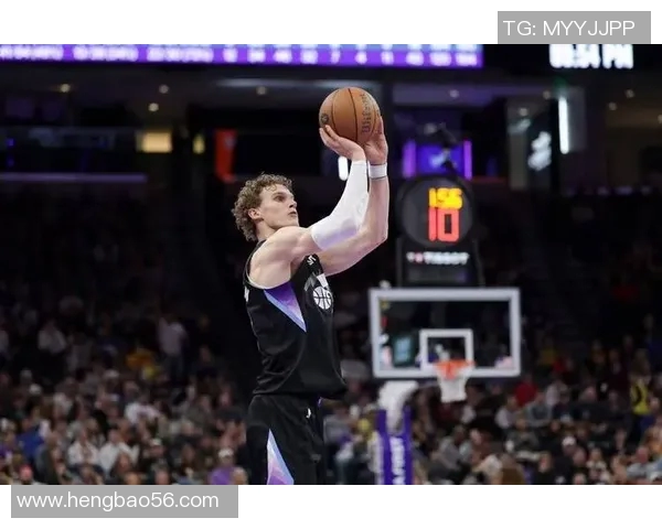 发挥出色！劳里-马尔卡宁第1节砍下13分