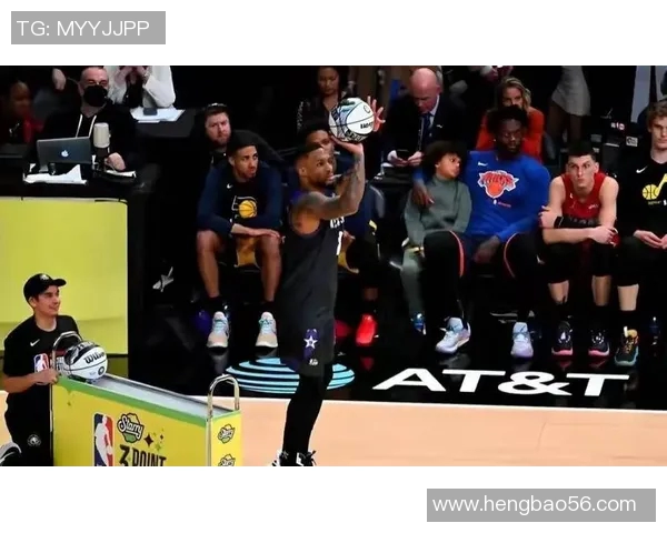 太豪横!利拉德一场没打夺三分大赛冠军,29分绝杀布克封神